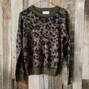 ANTHROPOLOGIE Size xsmall Animal print oversized Sweater